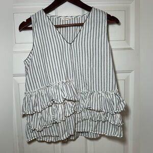 Jennifer & Grace Off white & Black ‎ Stripe Ruffle Tank Top Size Small.